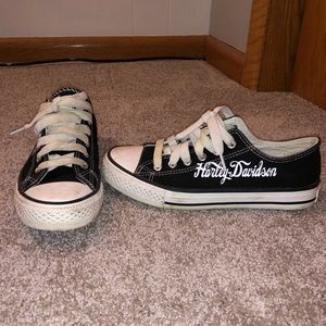 Knock off harley chucks